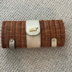Vineyard Vines Straw Clutch
